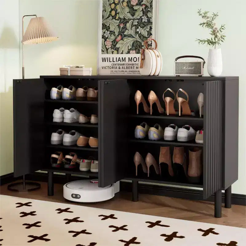 Meuble de rangement minimaliste à 4 portes avec étagères réglables