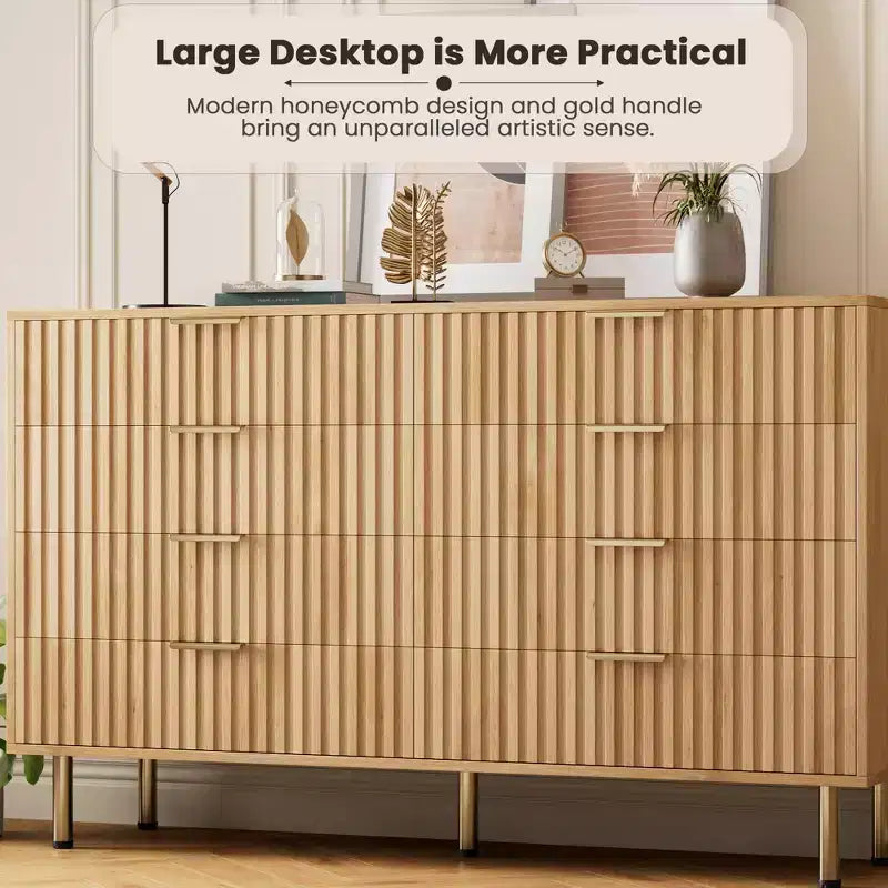 Commode, 8 tiroirs, 55 po de large, moderne en bois avec poignées en métal, naturelle