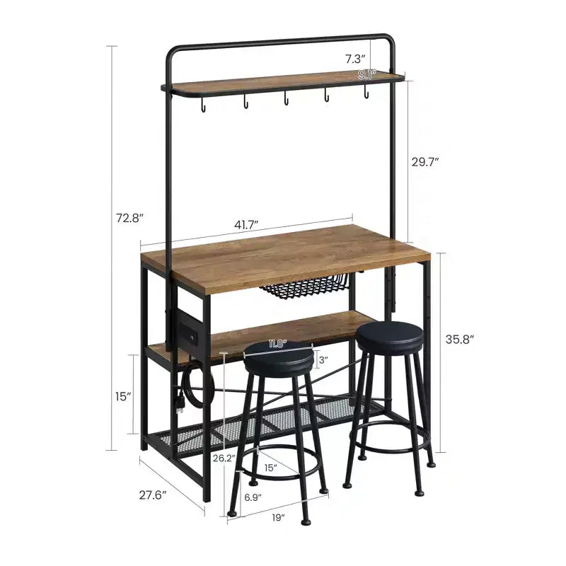 Îlot de cuisine avec prise de courant et 2 tabourets de bar, étagère de boulanger industrielle avec 3 niveaux et 5 crochets, meuble à micro-ondes pour bar à café pour salle à manger