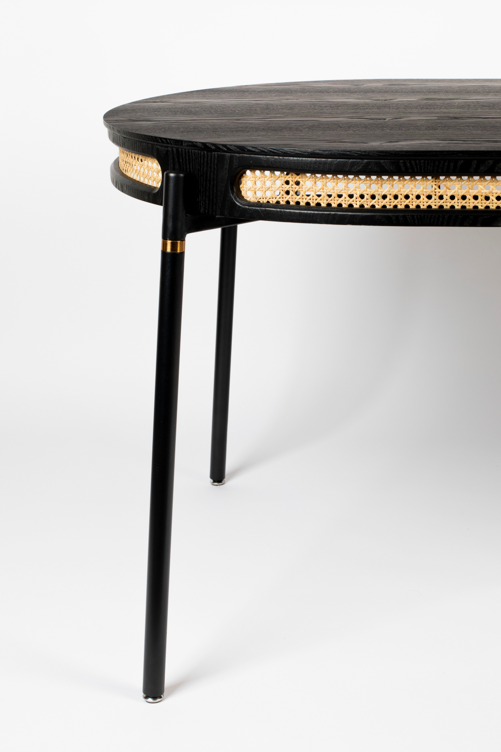 Table de salle à manger ovale moderne