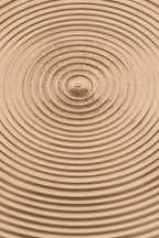 Table basse ronde à piédestal dorée