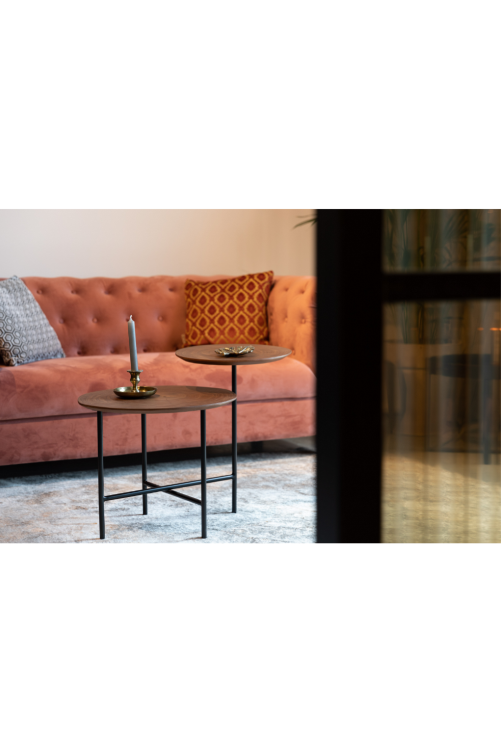 Table gigogne en noyer