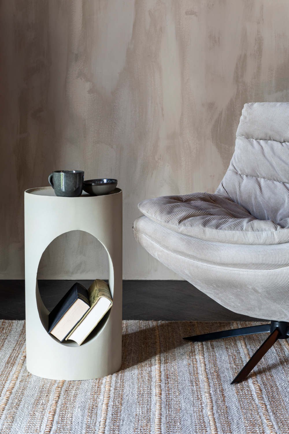 Table d'appoint cylindrique moderne