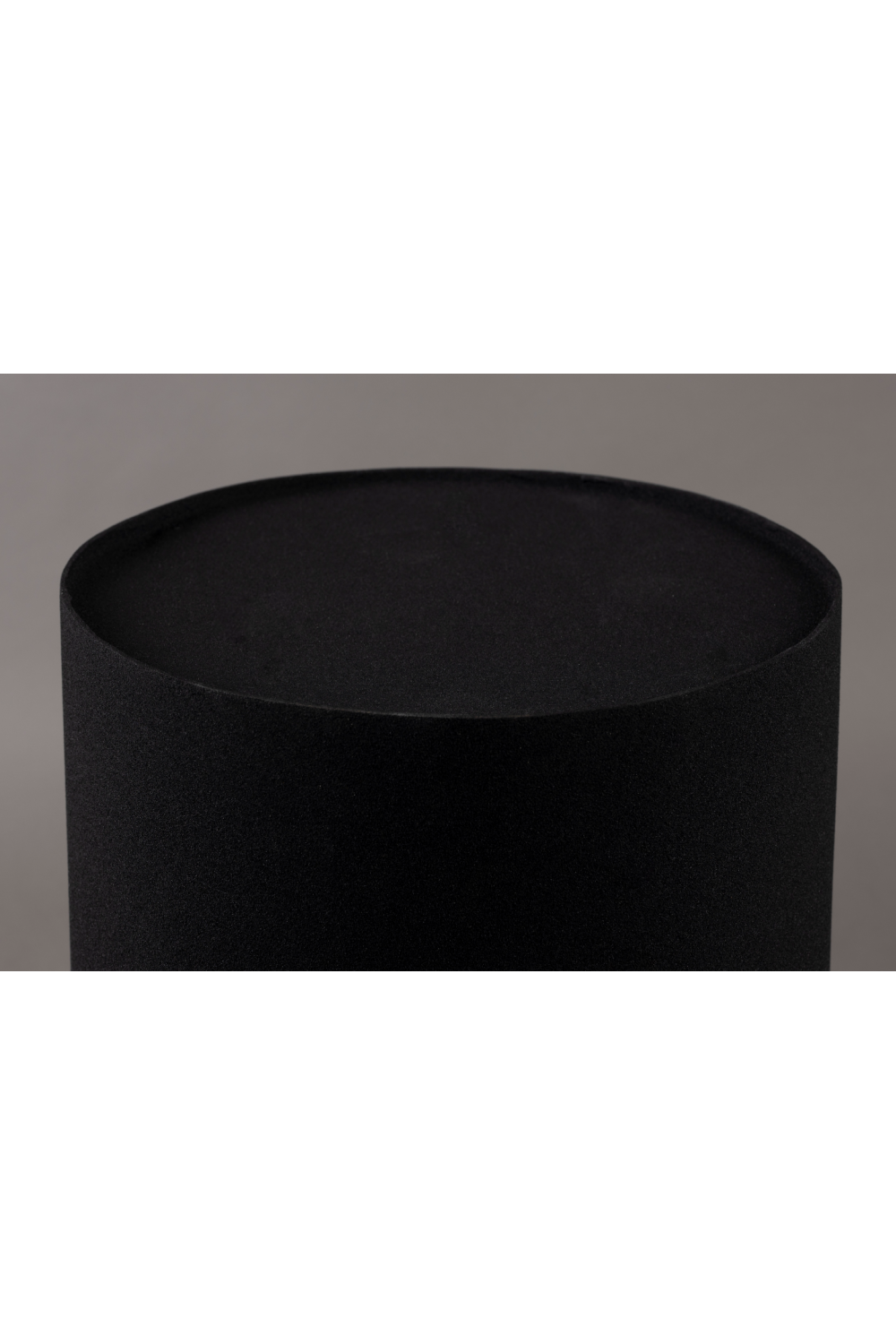 Table d'appoint cylindrique moderne
