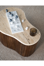 Table basse organique en travertin