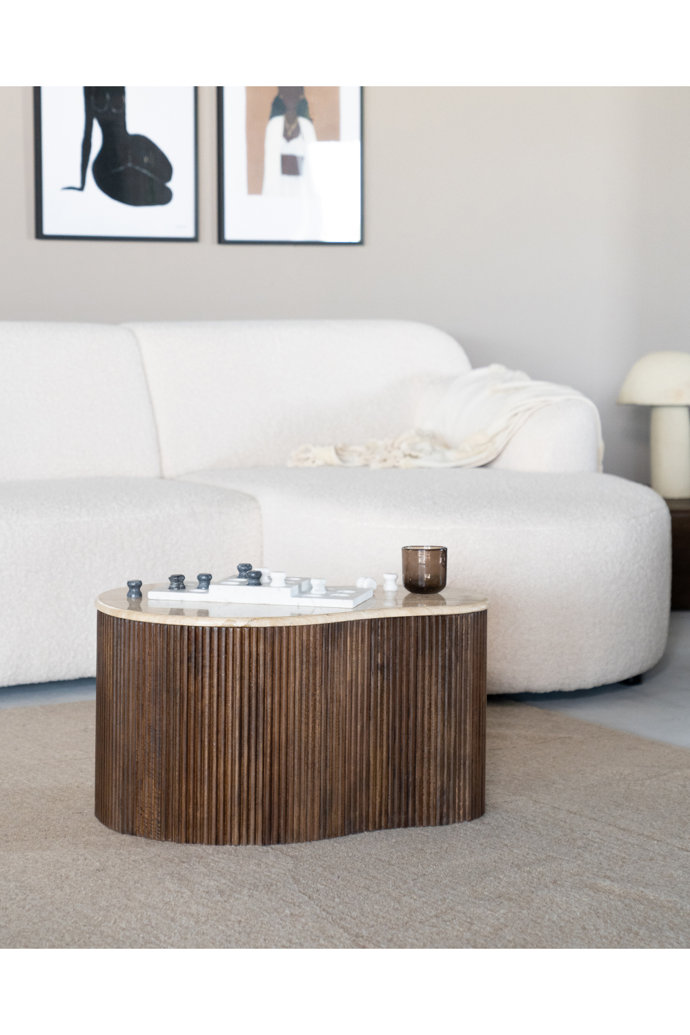 Table basse organique en travertin