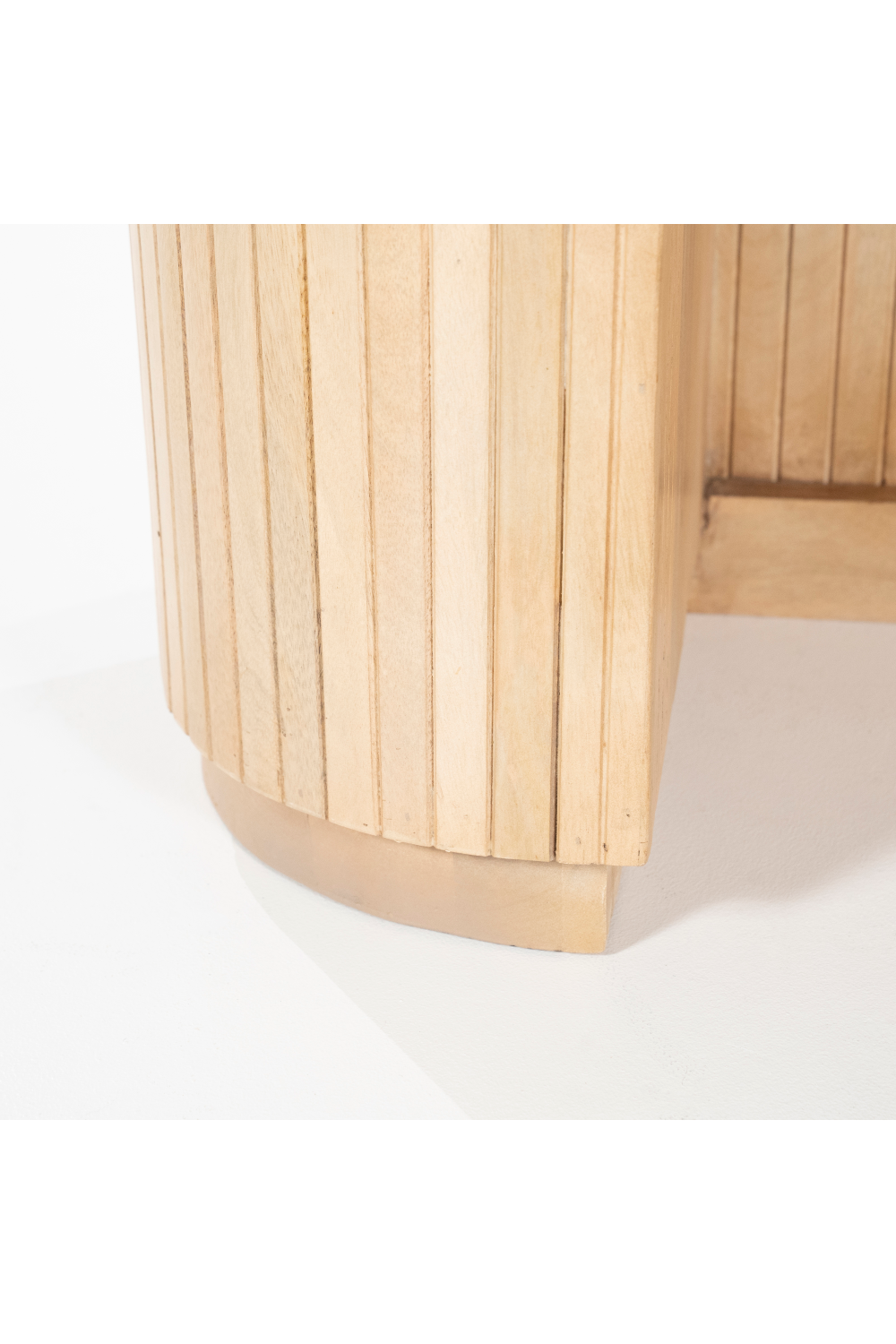 Bureau en marbre de forme organique
