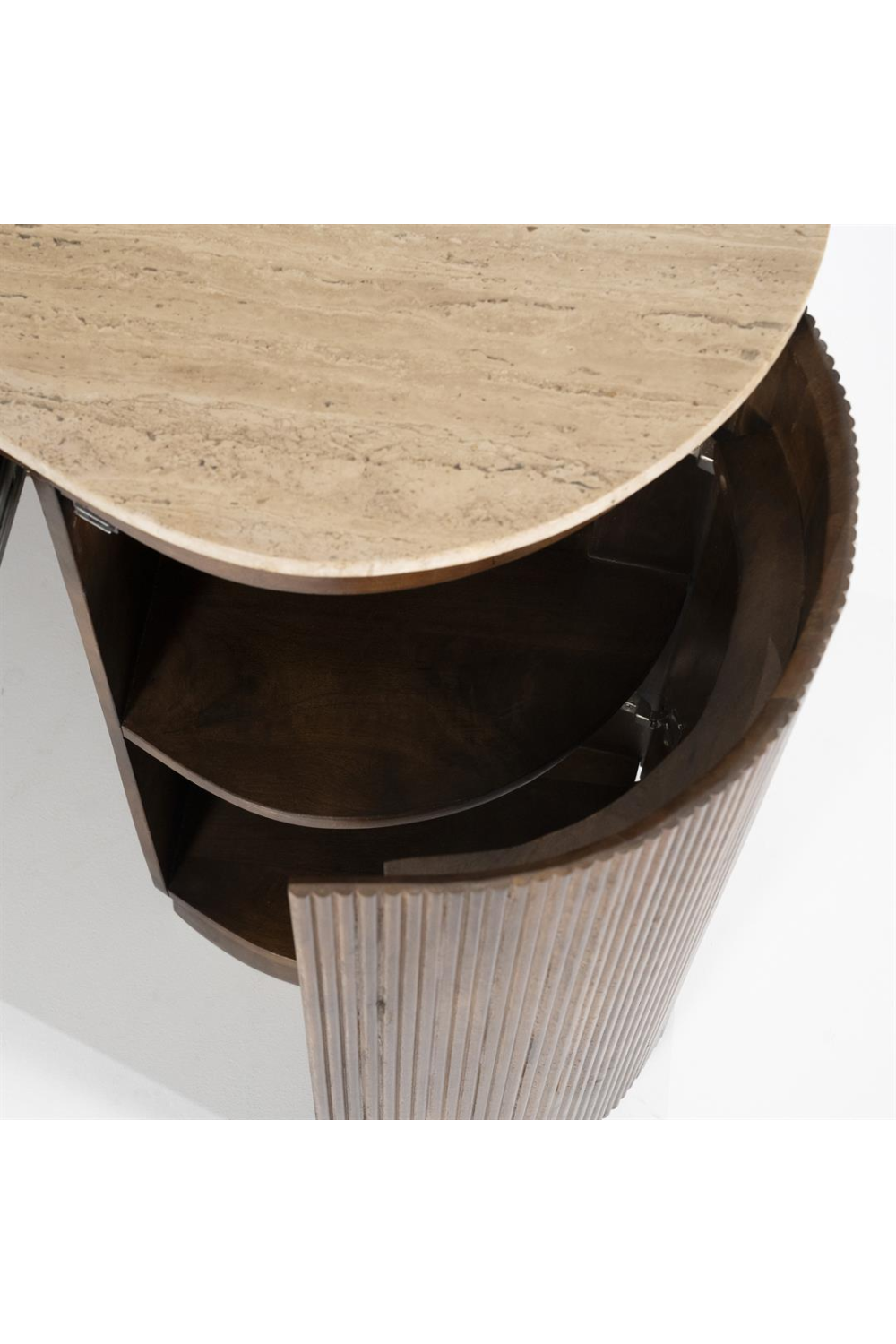 Bureau en travertin aux formes organiques