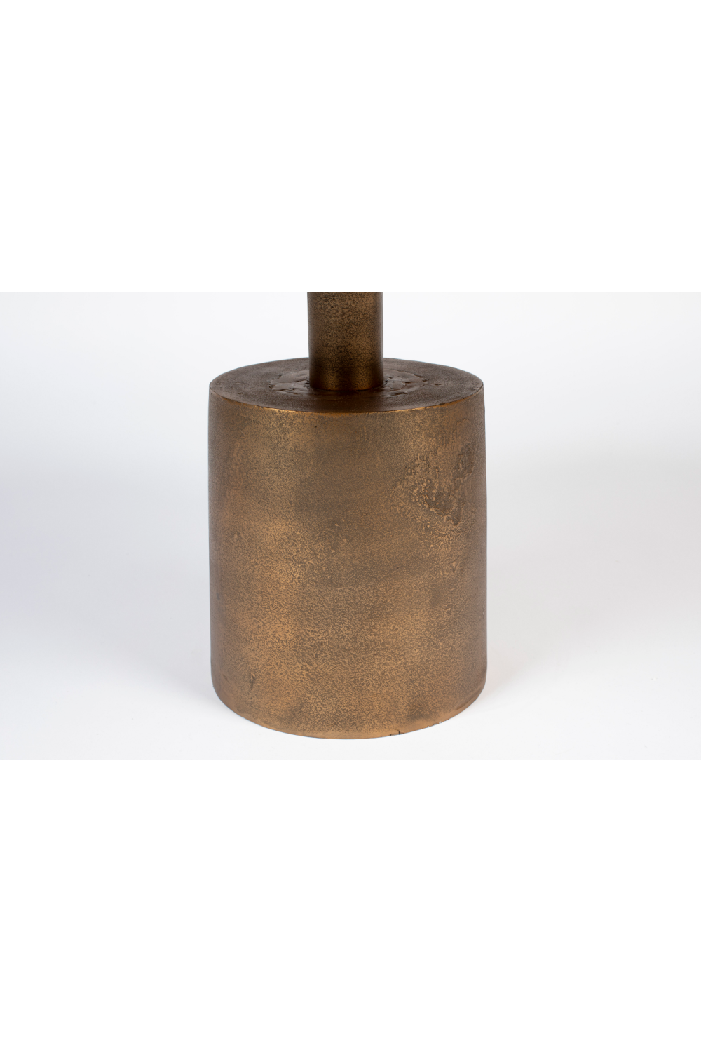 Table basse ronde en aluminium