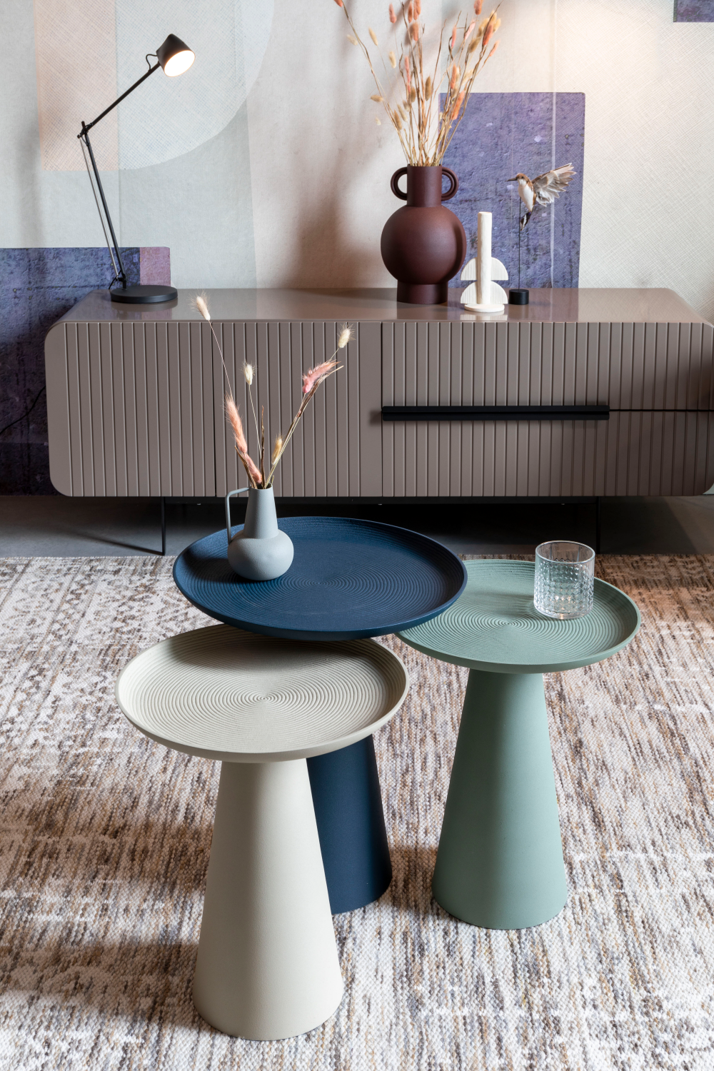 Table d'appoint à piédestal moderne M