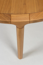 Table à manger en chêne à rainure en V