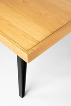 Table de salle à manger en chêne naturel
