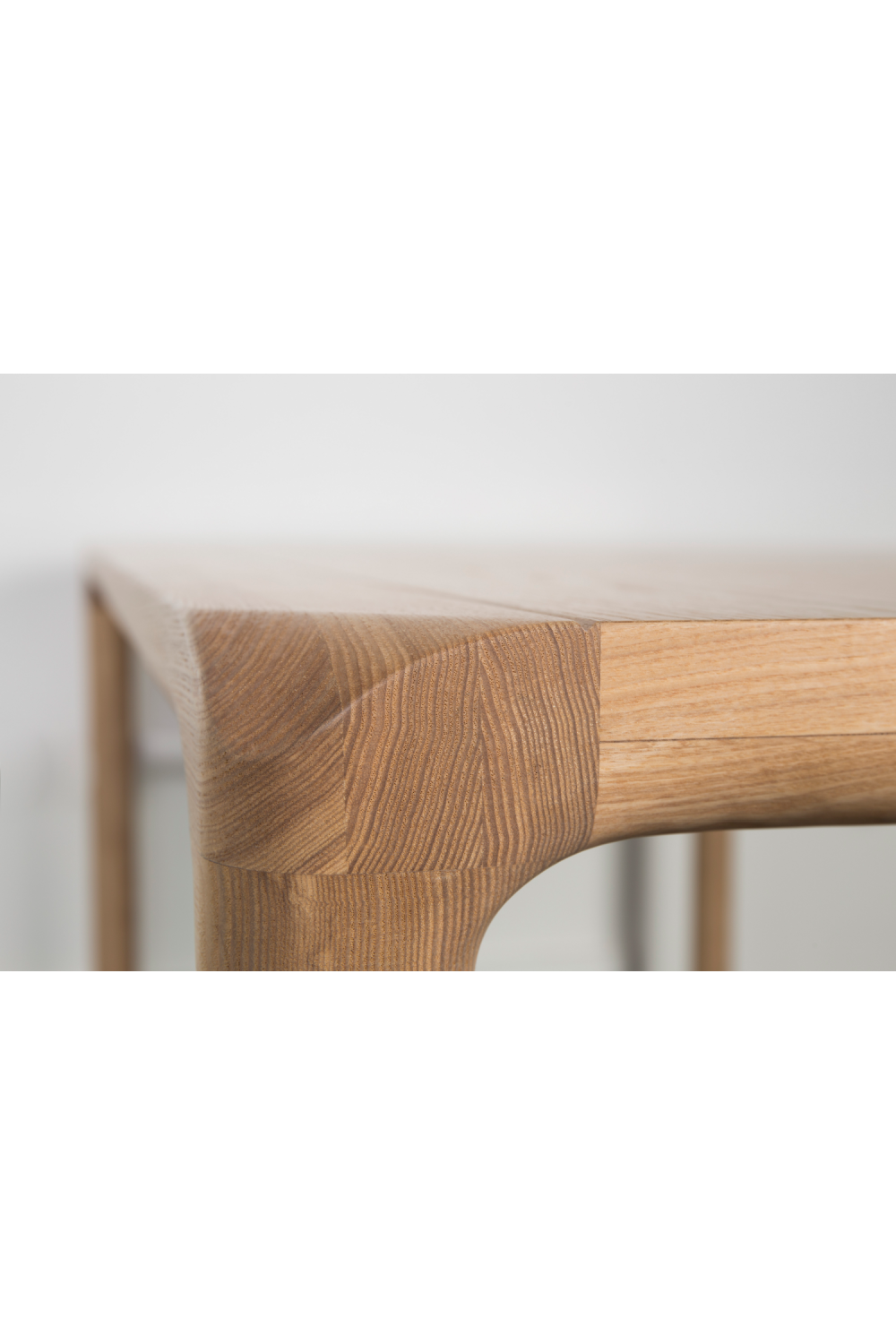 Table à manger en frêne