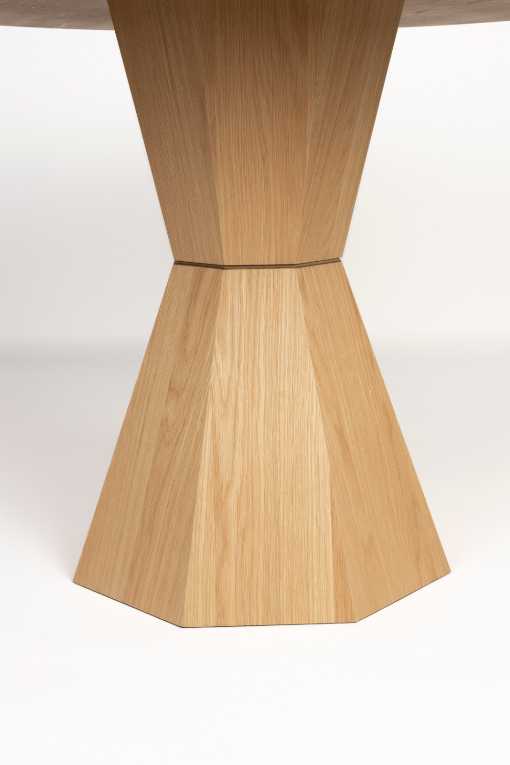 Table de salle à manger en chêne naturel