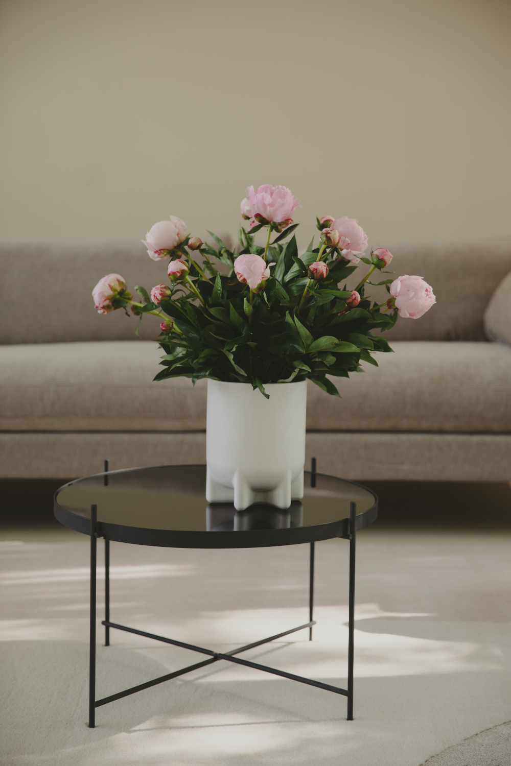Table d'appoint ronde encadrée (G)
