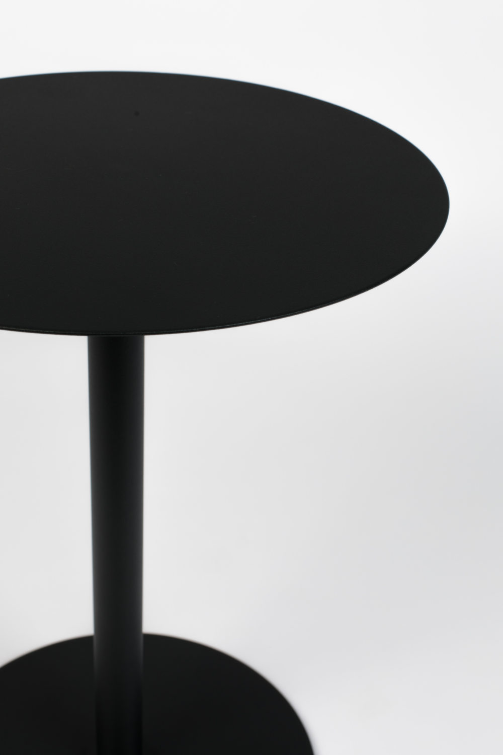 Table d'appoint ronde noire