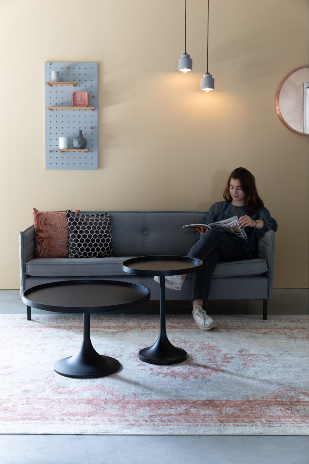 Table basse ronde noire