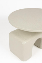 Table d'appoint sculpturale beige