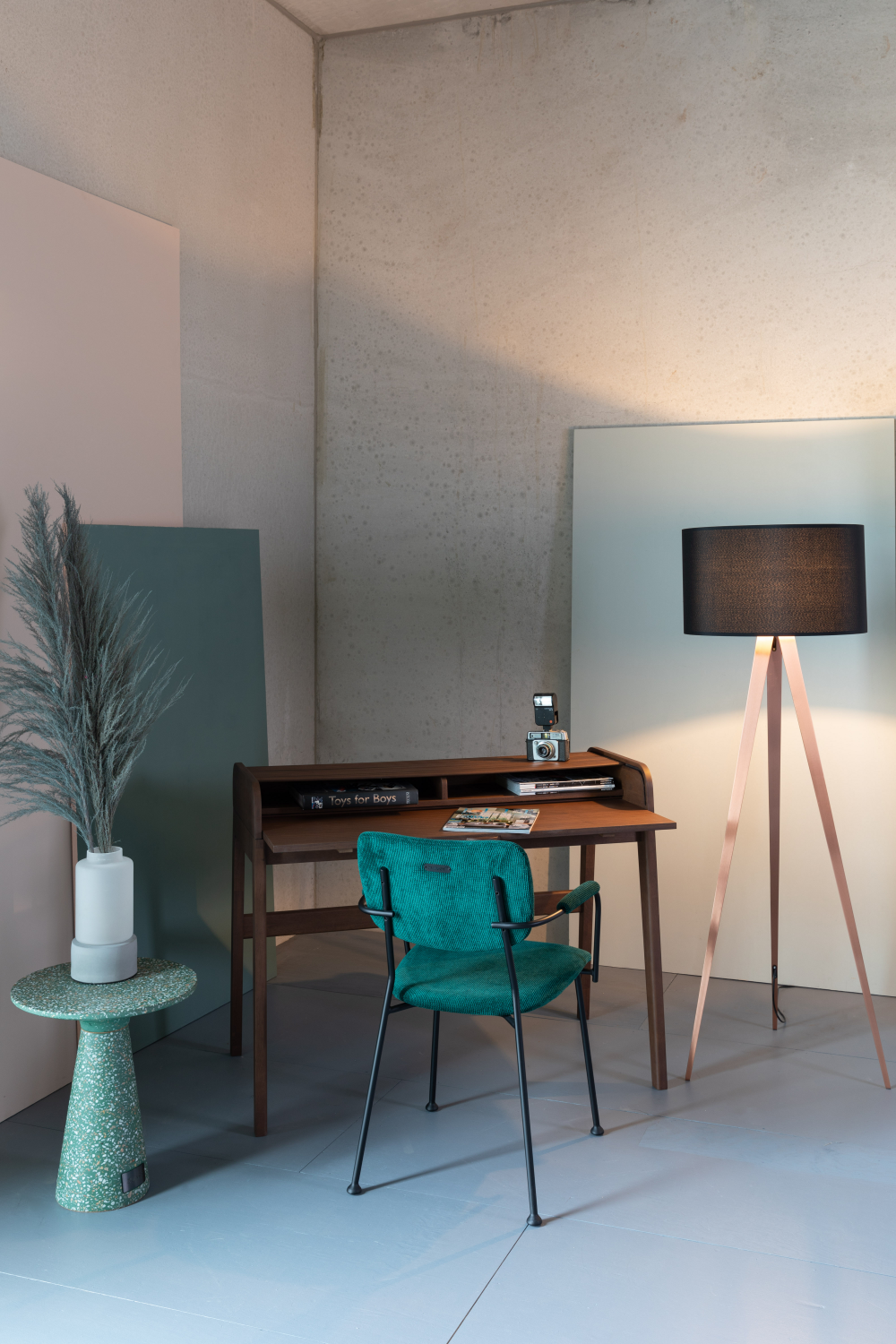 Bureau classique en bois